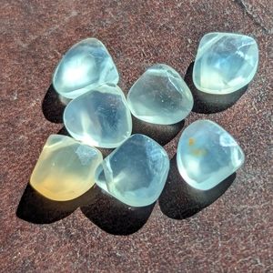 Moonstone beads (7) 7.12 ct